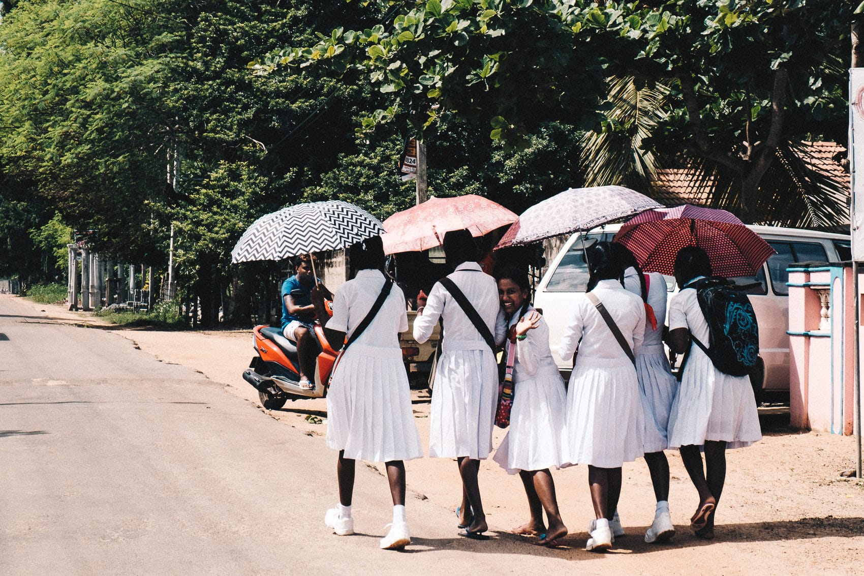 Sri Lanka Kalpitya 2015 05 School Girls