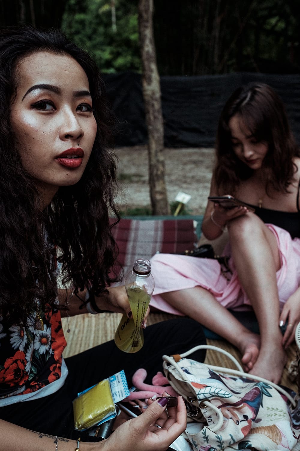 Thailand Chiang Mai 2018 31 Two Girls