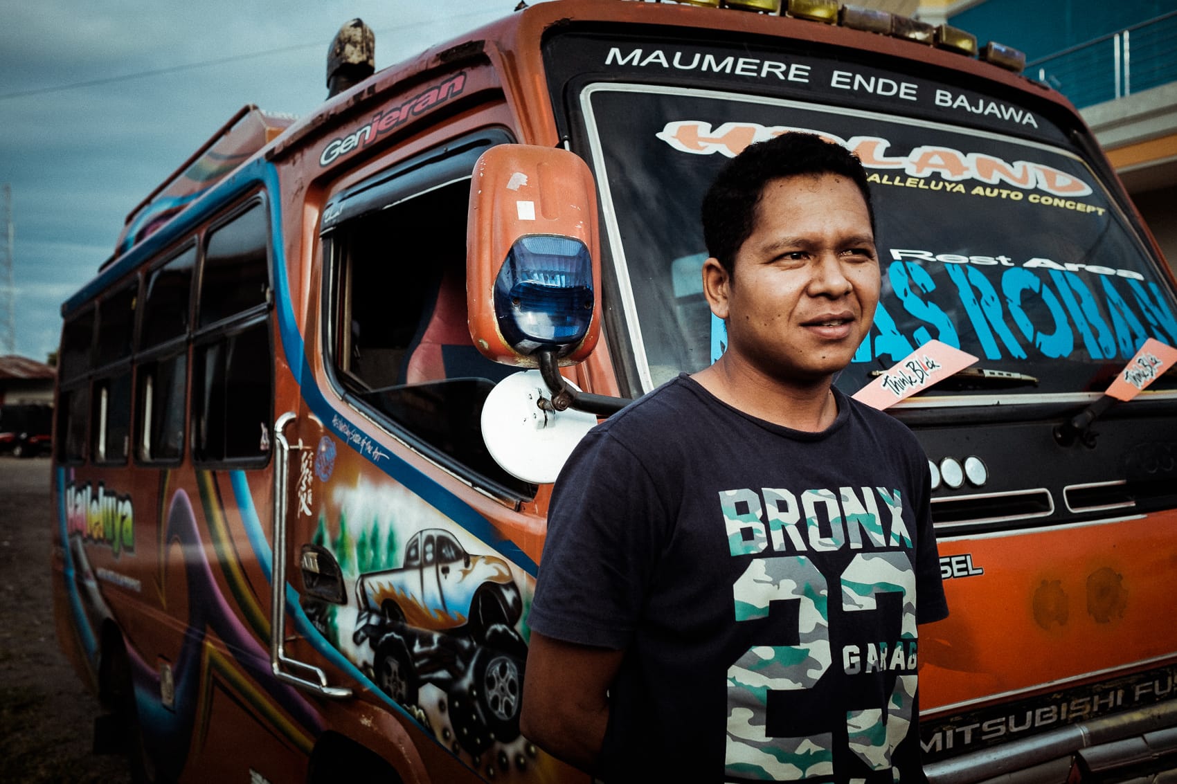 Indonesia Bajawa 2018 08 Proud Driver 1